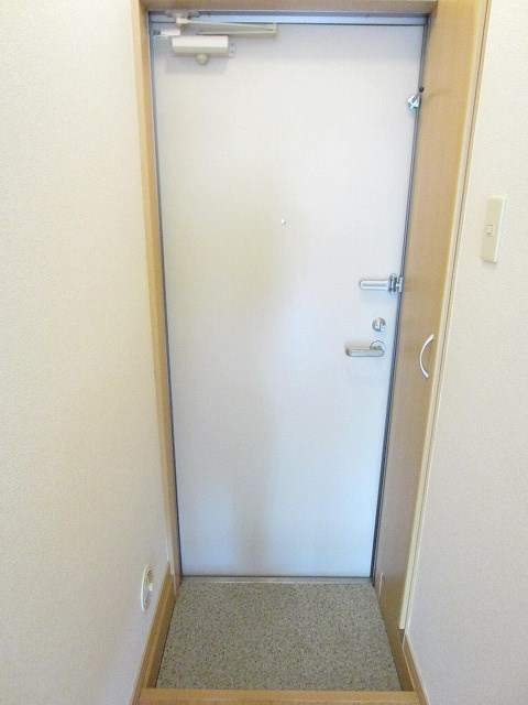 レスコムアルファ 玄関