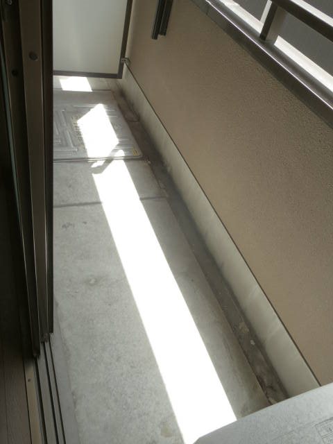 ハネーデュ ベランダ