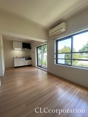 田端公園アパートメンツ リビング