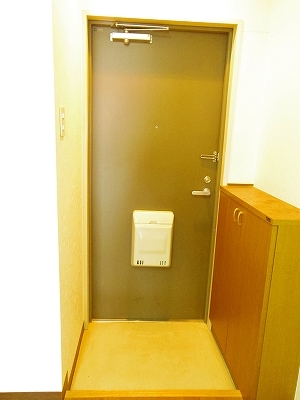 テルミニ菊川  玄関