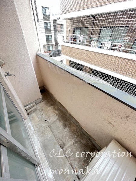 Rビル ベランダ