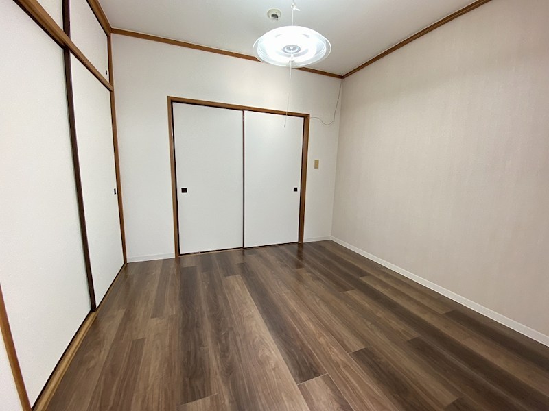 プチラヤマ リビング