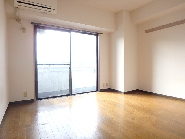 丸豊ビル リビング