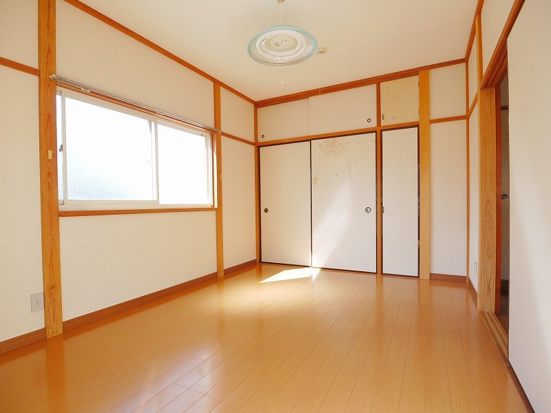 サンハイツアール ベッドルーム