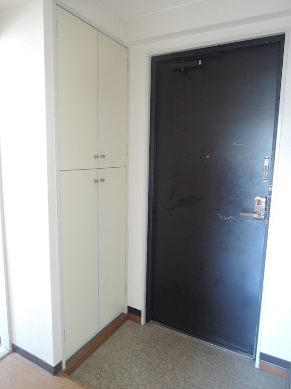 ヴィラエクセル東新小岩  玄関