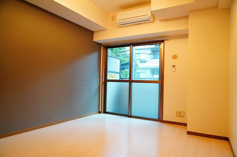 ロジェ  ベッドルーム