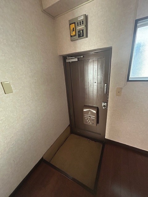 シャトーM 玄関