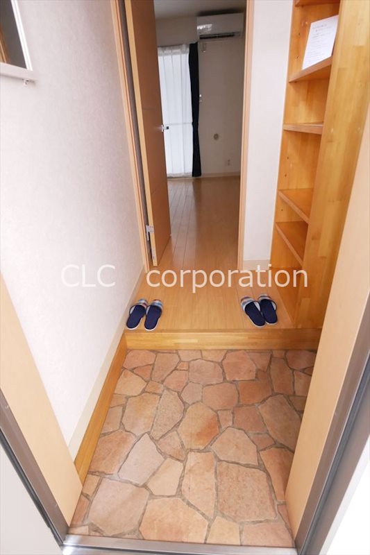 クレール５ 玄関