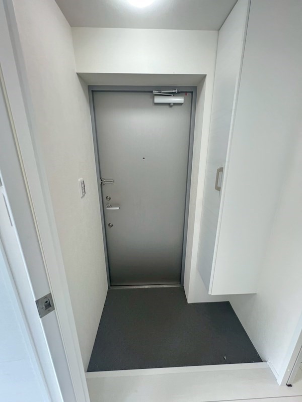 アンドベース（＆　Base） 玄関