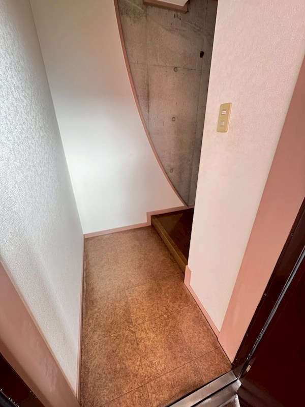 オフィシャルレジデンス  玄関