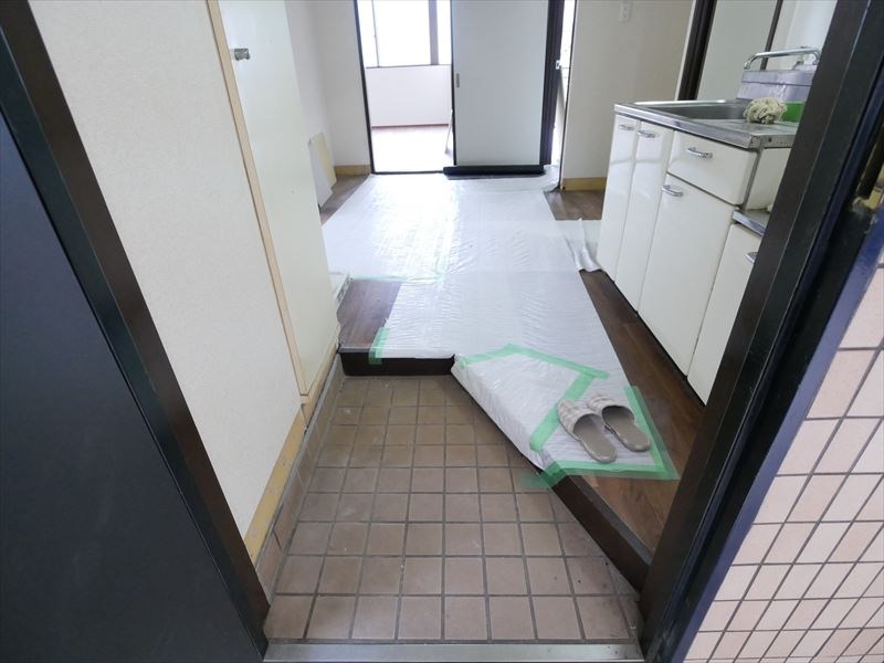 ドミール福本 玄関