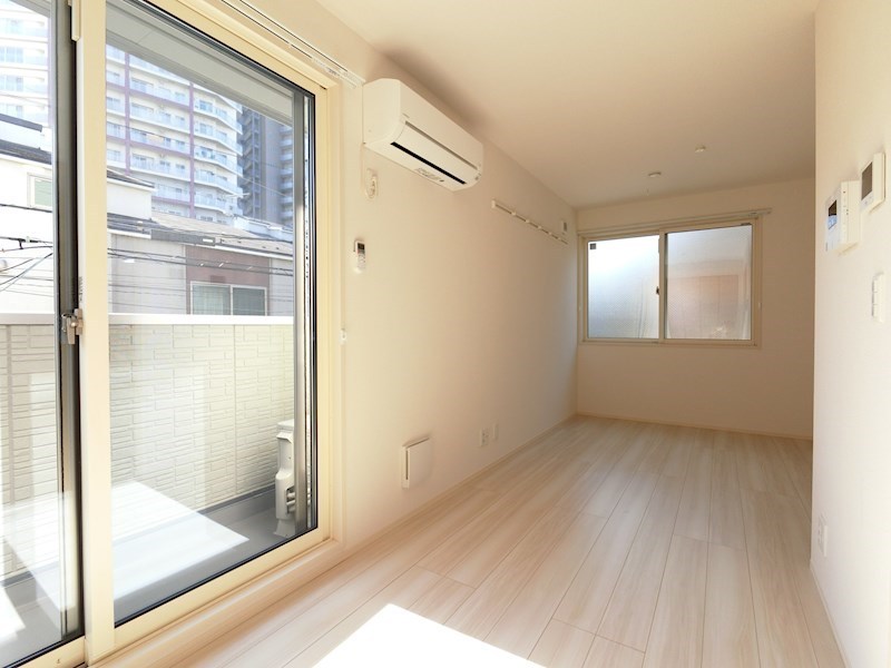 サンライト ベッドルーム