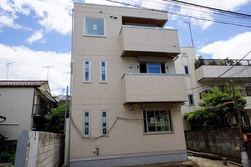 Serena　MachiyaⅡ 外観