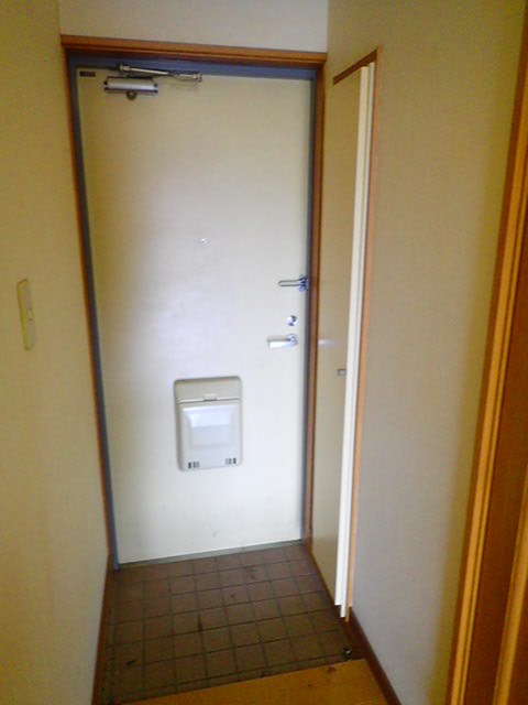 マルツコーポ 玄関