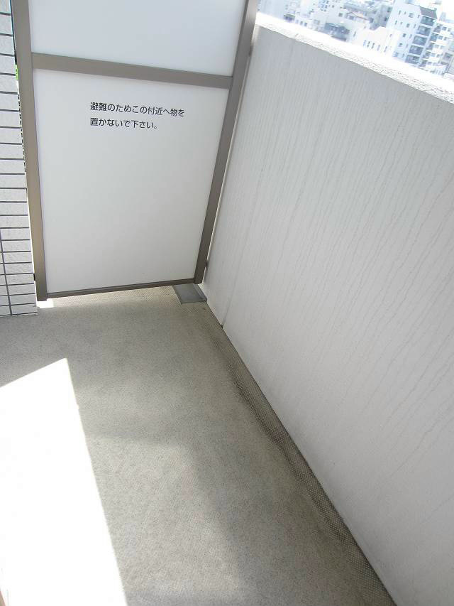 グレイスフルリッチ  ベランダ