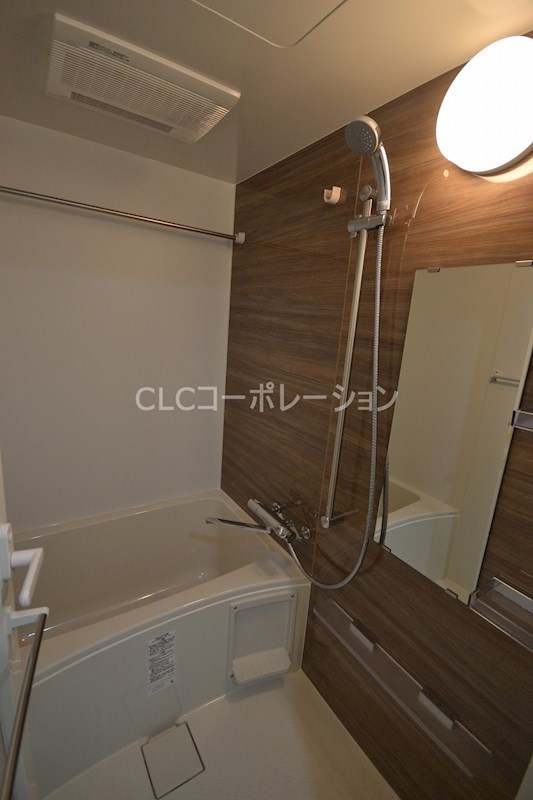 フュージョナル千住緑町 風呂画像