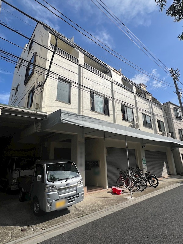 コーポラスオーヌマ    301号室 外観