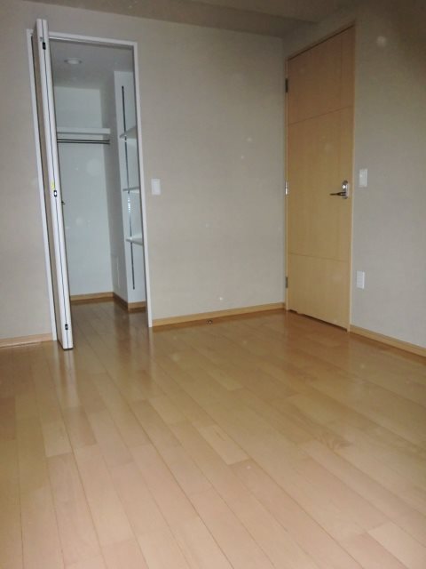 ロイヤルパークスリバーサイド ベッドルーム