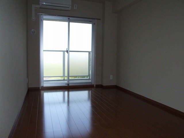 ロイヤルパークスリバーサイド ベッドルーム