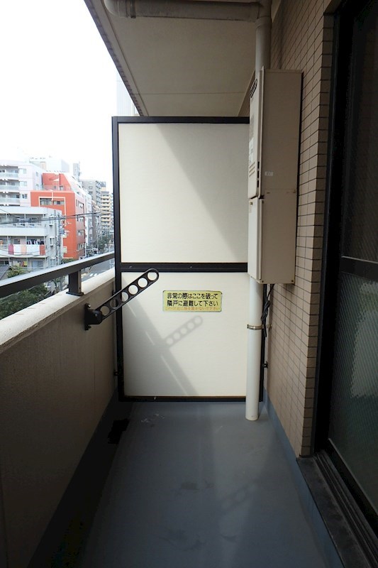 オランジェリーA ベランダ