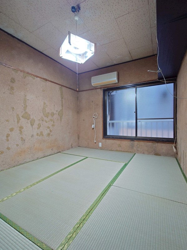 沢井アパート リビング