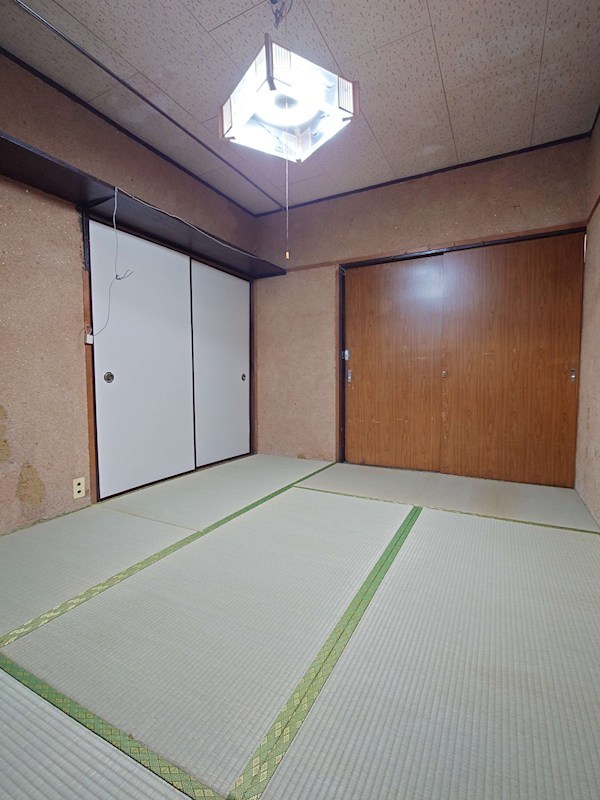 沢井アパート ベッドルーム