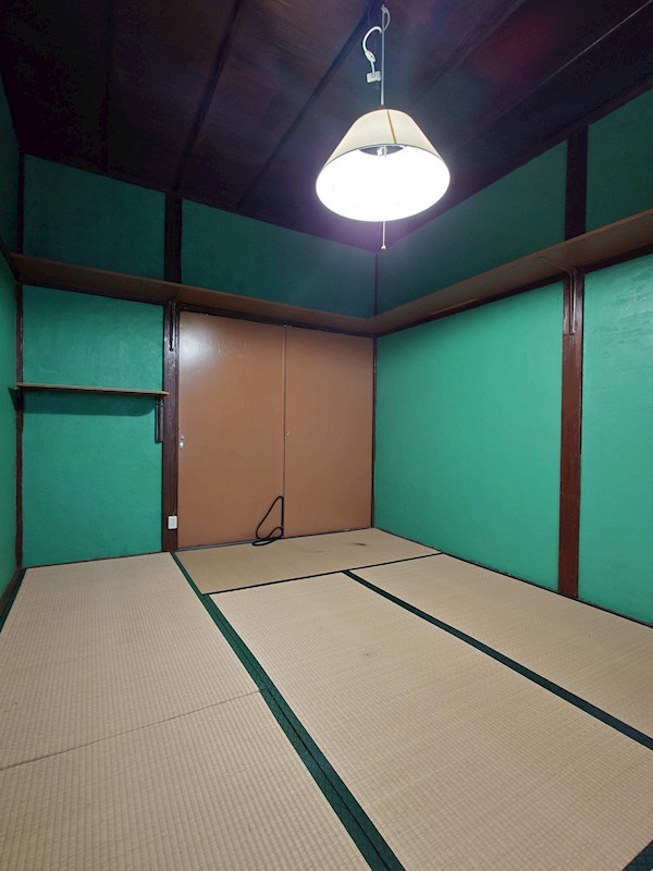 沢井アパート ベッドルーム