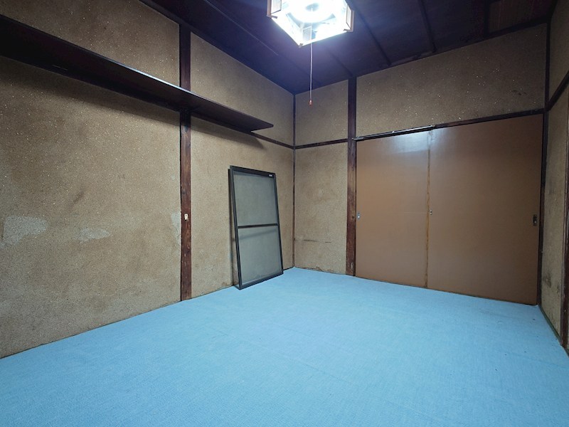 沢井アパート ベッドルーム