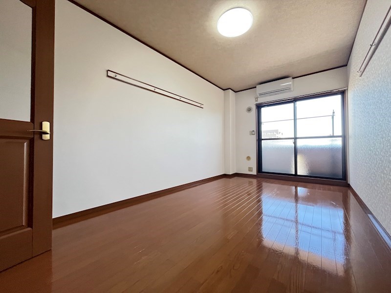 ヒコタビル  リビング