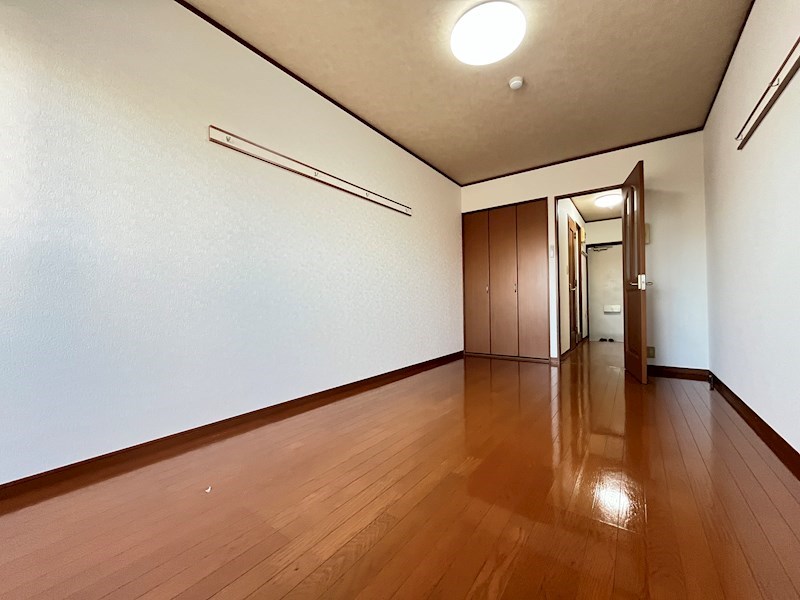 ヒコタビル  ベッドルーム