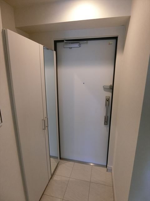 UGHD人形町  玄関