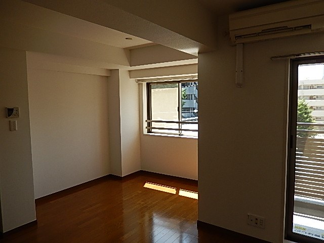 Park AYASE リビング