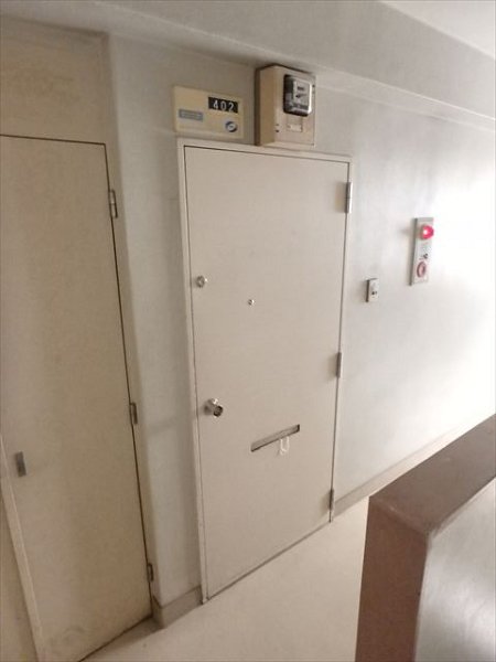 めぞんエル 玄関