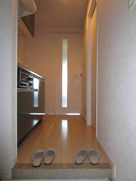ロイヤルKJ 玄関