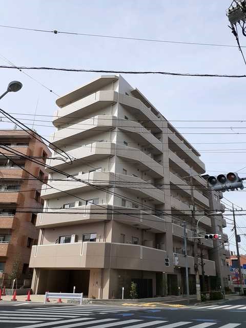 クオリスタ 外観