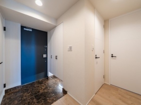 リエトコート　アルクスタワー 玄関