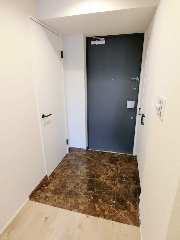 リエトコート　アルクスタワー 玄関