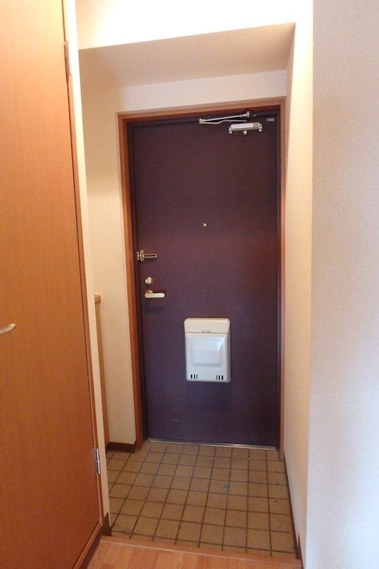 オランジェリーA 玄関