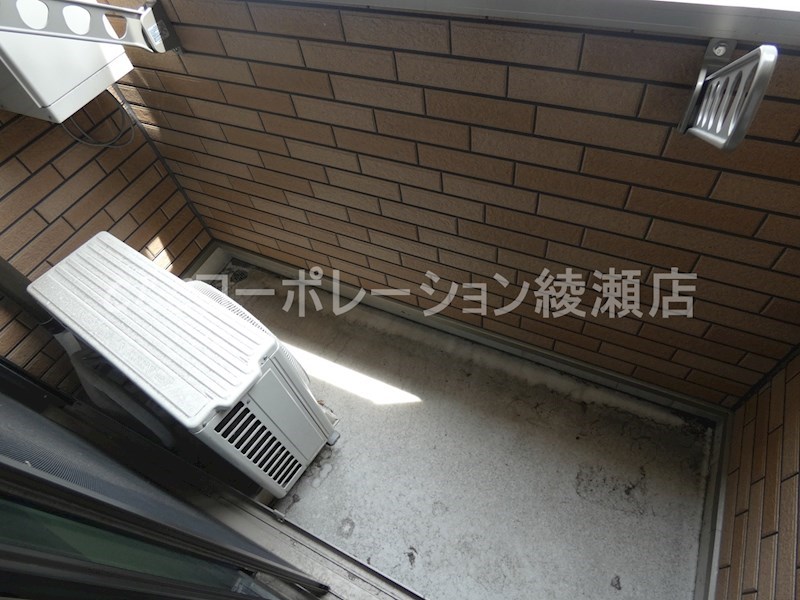 エスカリエ・ルージュ ベランダ