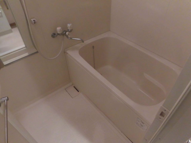 エピナール  風呂画像