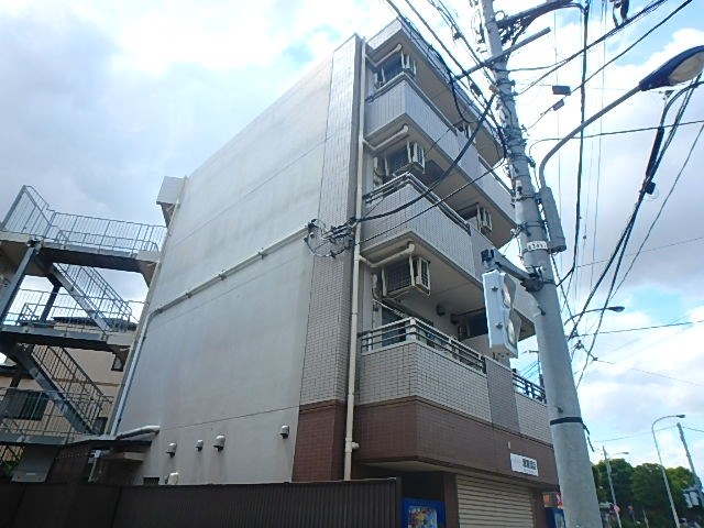 ドルチェ王子  外観