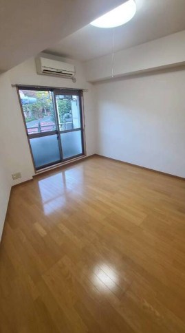 ドルチェ王子  ベッドルーム