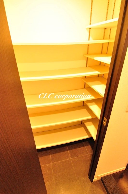 KDX大伝馬レジデンス  玄関