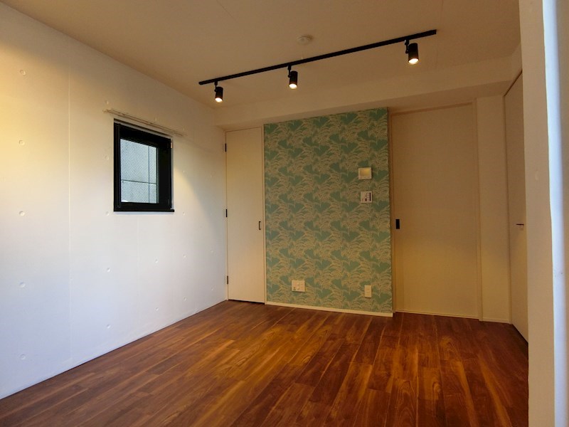 フィリップ大島  ベッドルーム