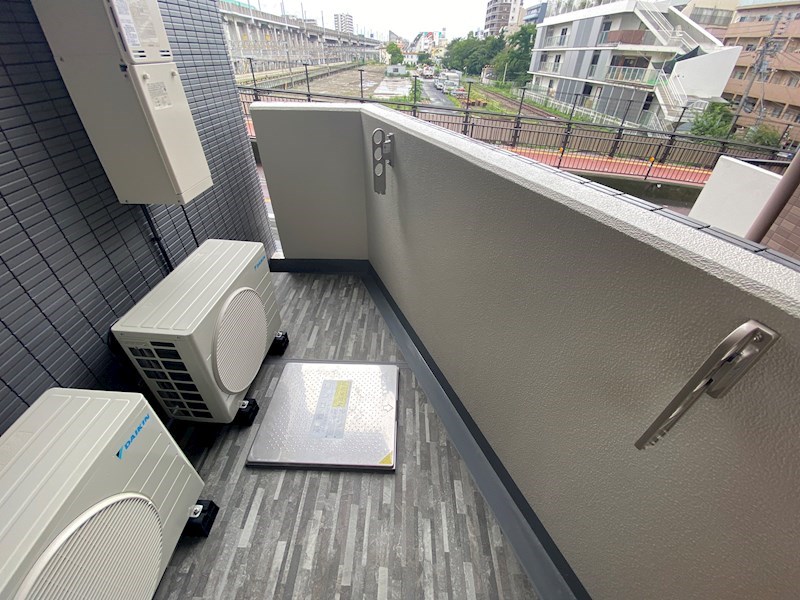 DIPS東十条駅前PREMIUM ベランダ