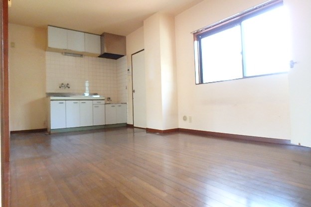 ミツワインパレス   リビング