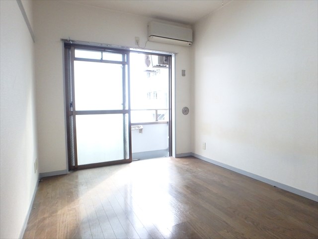 ディアコートカナスギ リビング