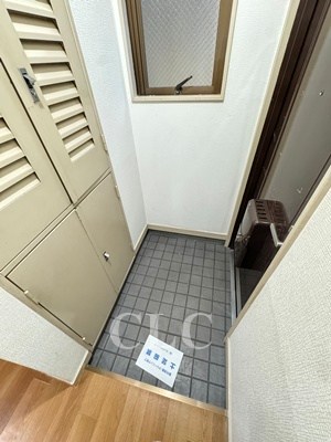 パインプレジオ 玄関