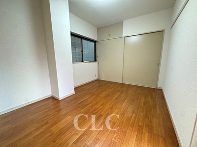 パインプレジオ ベッドルーム