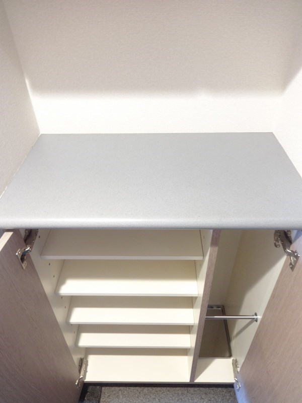 西葛西ガーデンハウス 玄関